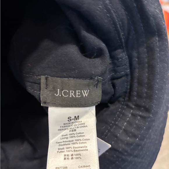 J Crew Floral Bucket Hat in Navy and Cream - Picture 4 of 7